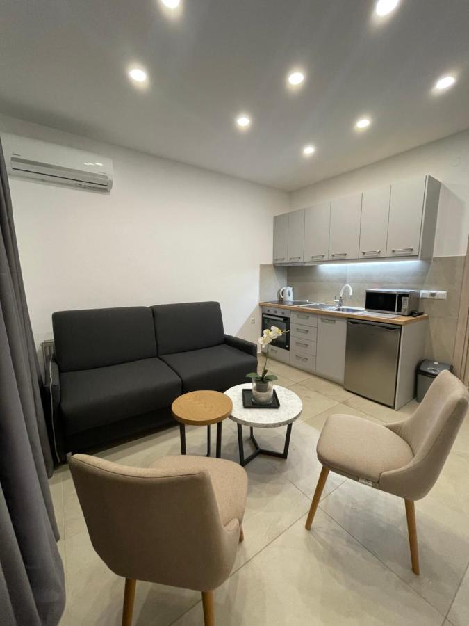 Central Luxury Apartment In Paralia Ofryniou โอฟรีนีออน ภายนอก รูปภาพ